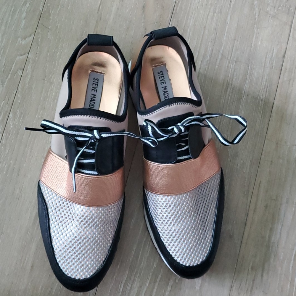 Steve Madden Sneakers